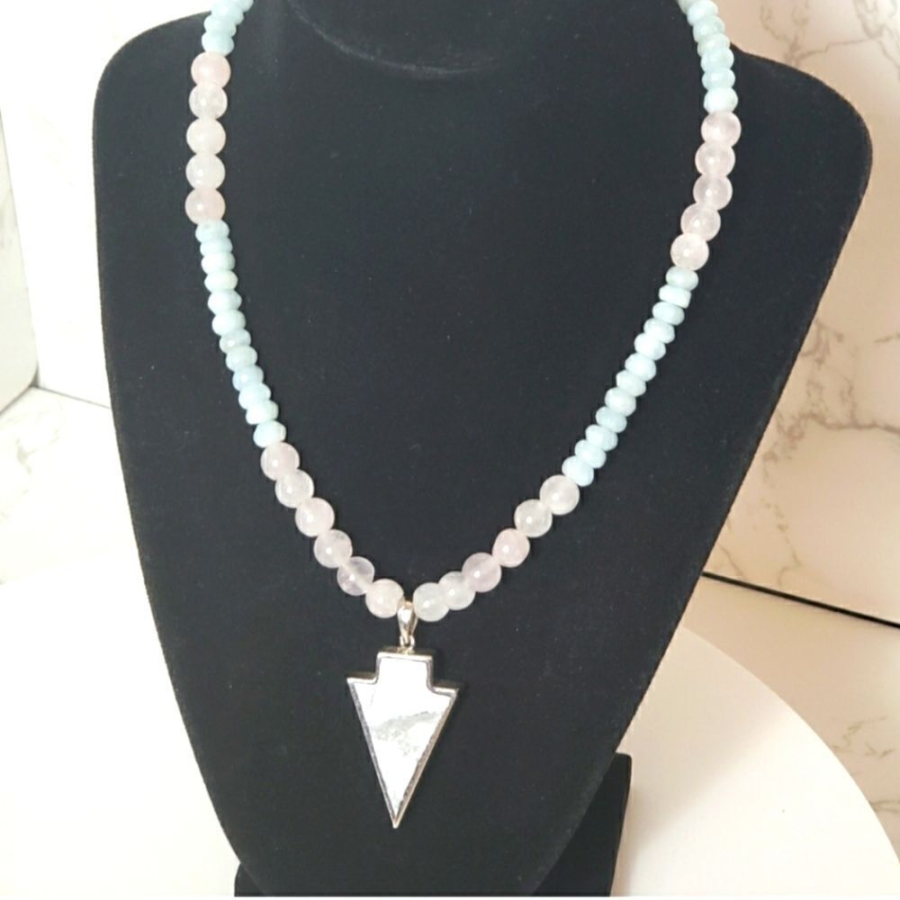 ARTISAN Beaded Arrowhead Pendant Necklace Modern Southwestern Jewelry